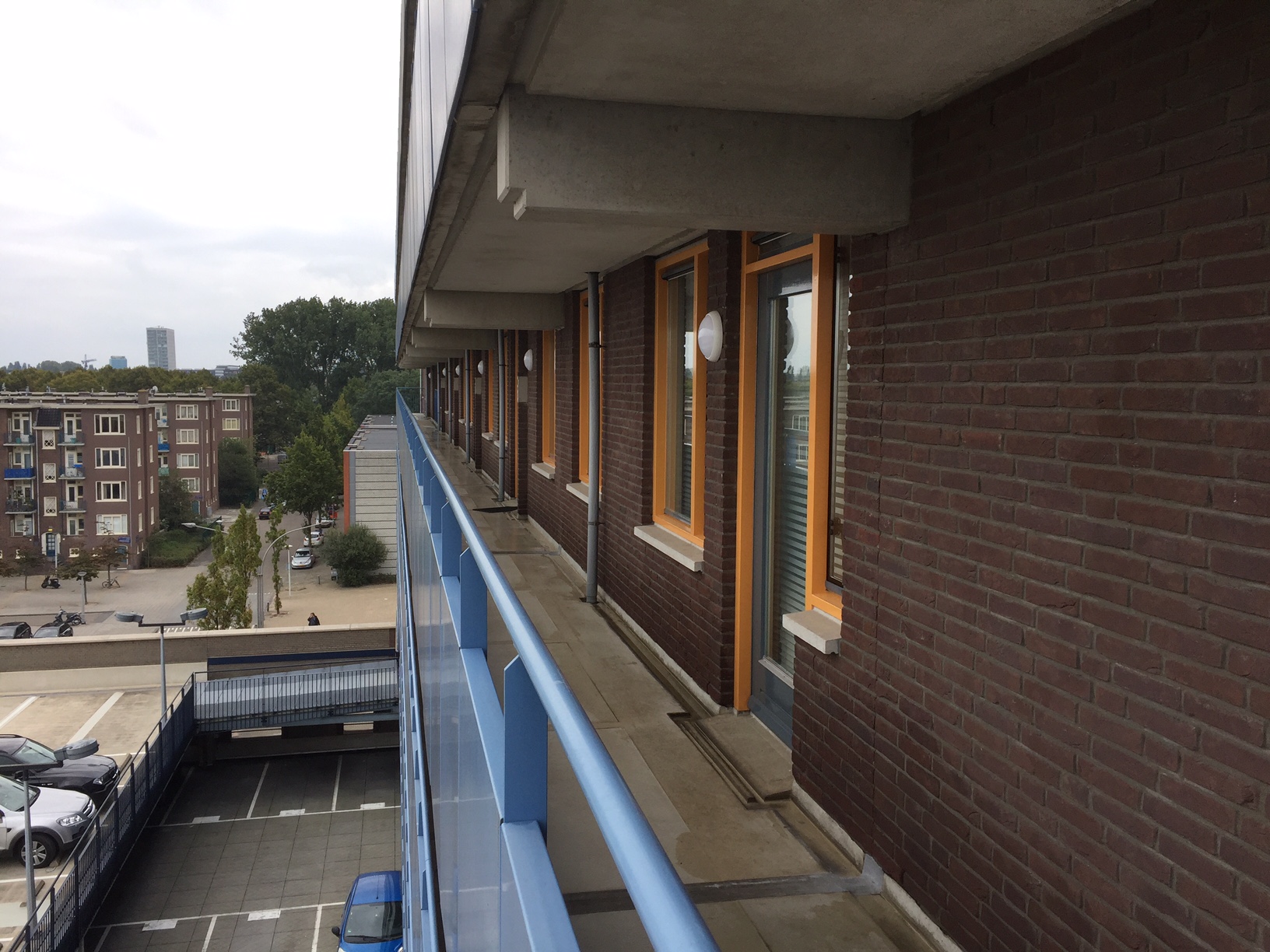 Led verlichting aan de gallerij