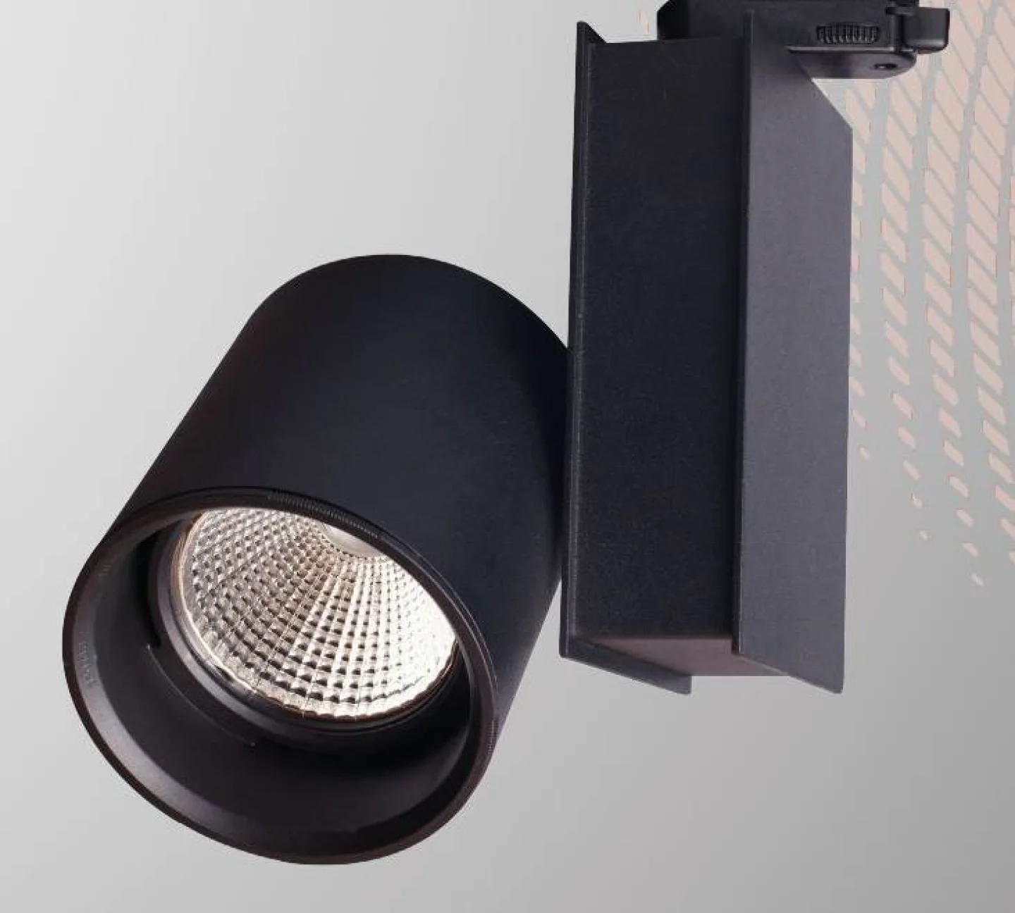 railspot-met-tuneable-white.
