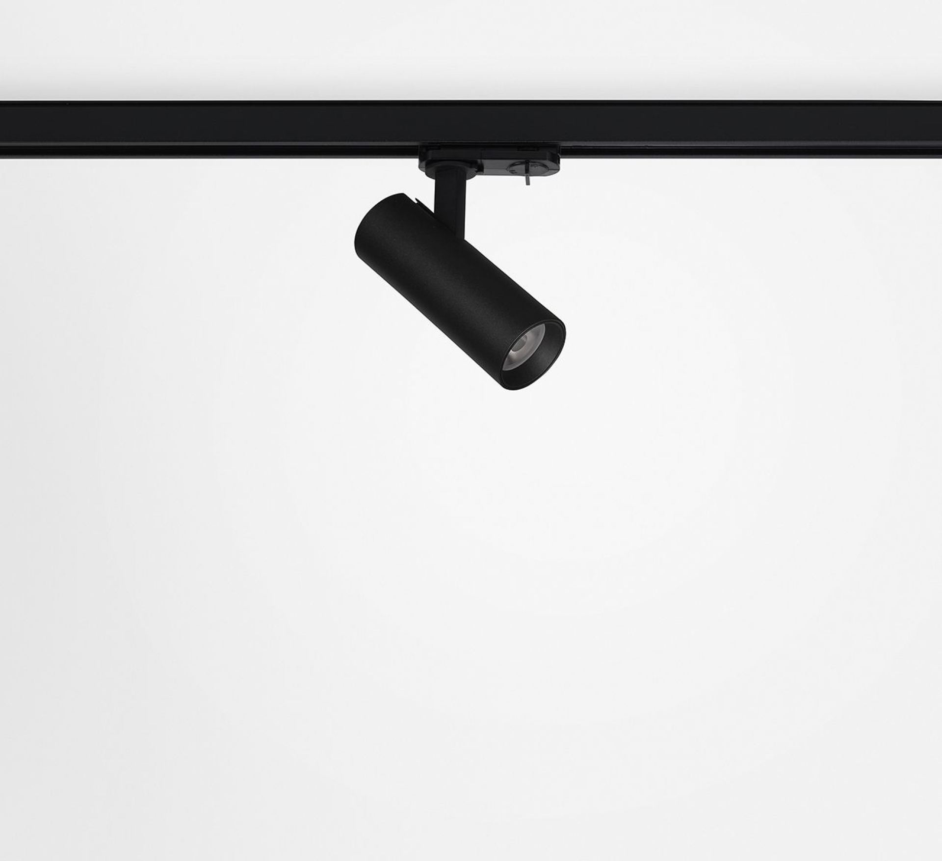 Elegante_1F_Black