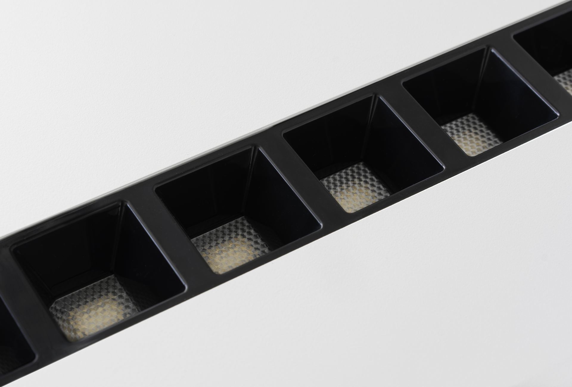 bandraster inbouwarmatuur systeemplafond